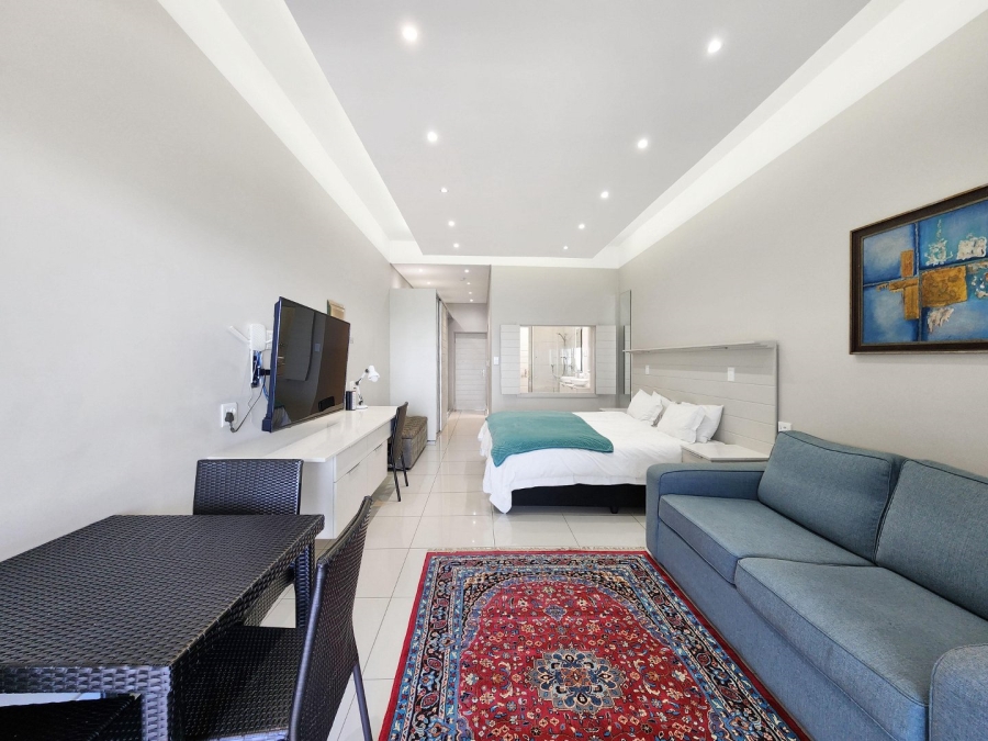 11 Bedroom Property for Sale in Camps Bay Western Cape